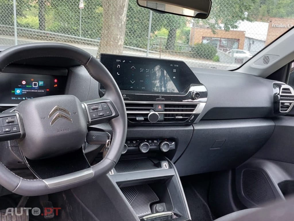 Citroen e-C4 136 YOU