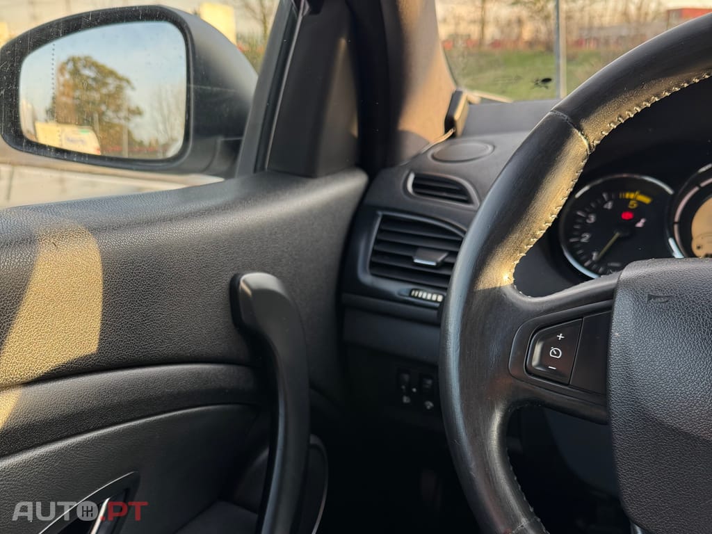 Renault Mégane Coupe Mégane Coupé 1.5 World Series