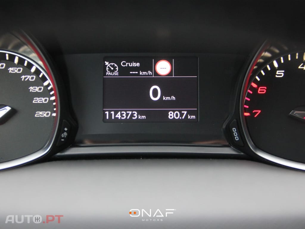 Peugeot 308 1.2 e-THP Allure 130cv