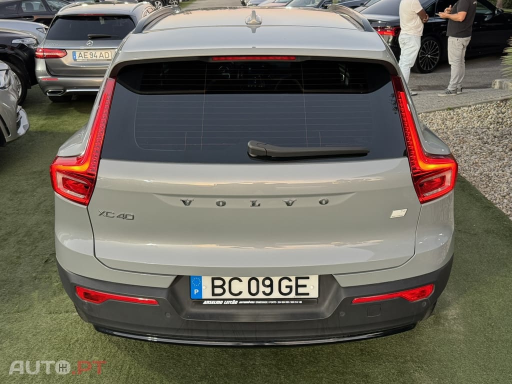 Volvo XC40 1.5 T4 PHEV Plus Dark