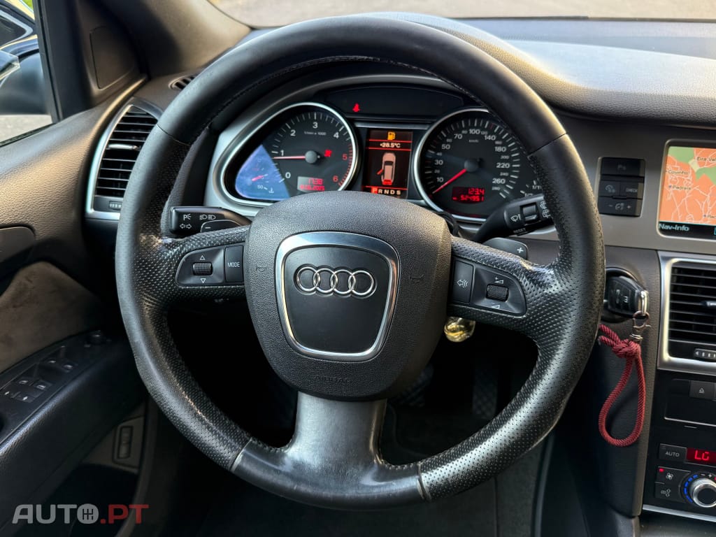 Audi Q7 3.0 TDI Sport Tiptronic
