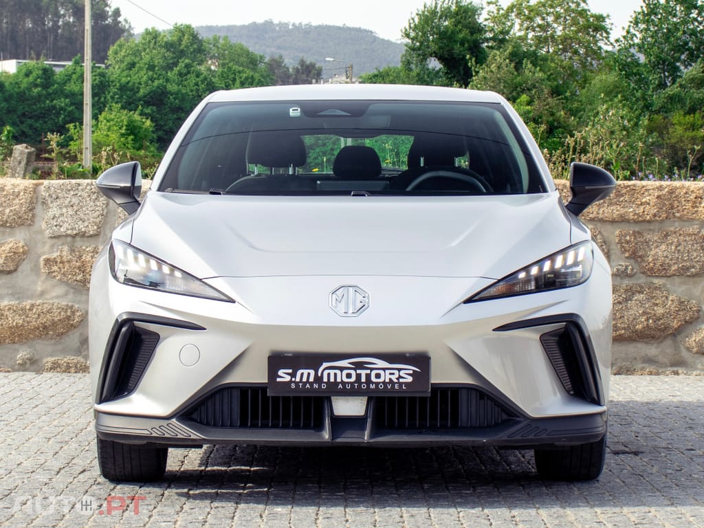 MG MG4 51 kWh Standard