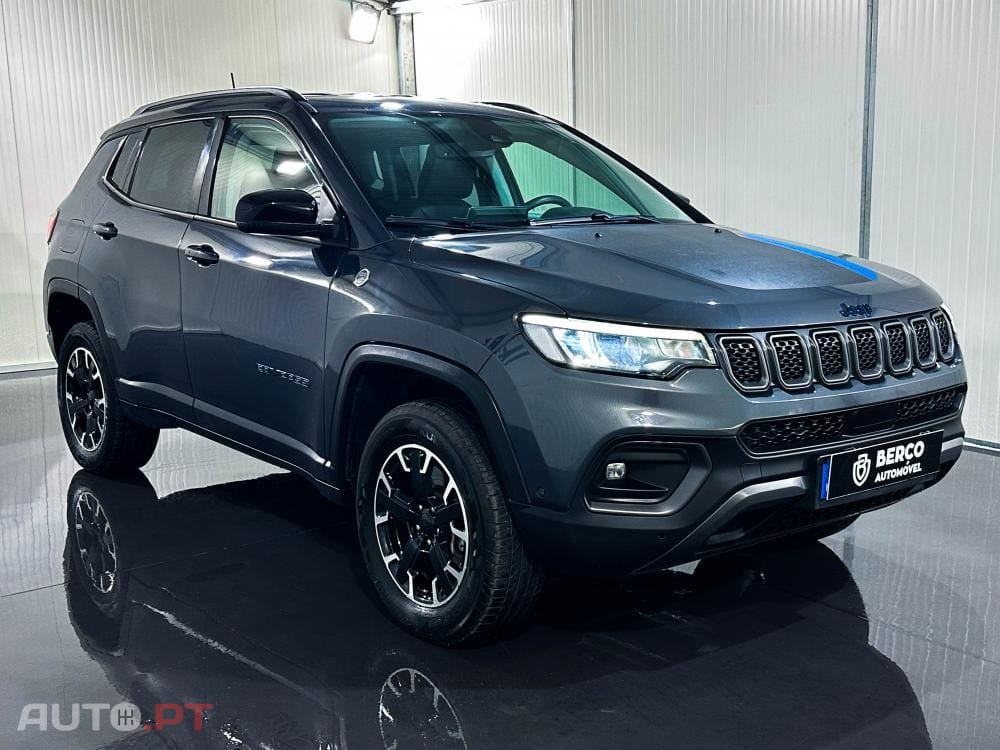 Jeep Compass 4xe AWD Trailhawk