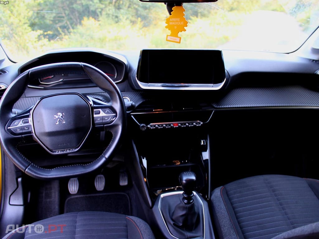 Peugeot 208 BlueHdi Active