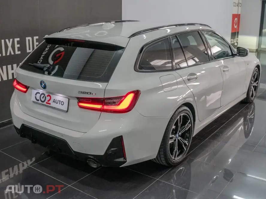 BMW 320 e Pack Desportivo M Auto