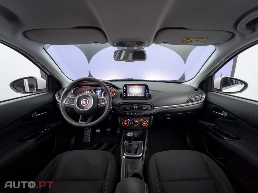 Fiat Tipo 1.3 M-Jet Lounge