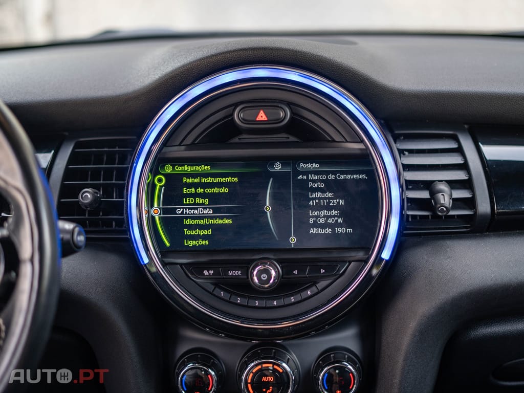 MINI Cooper Cooper D Auto