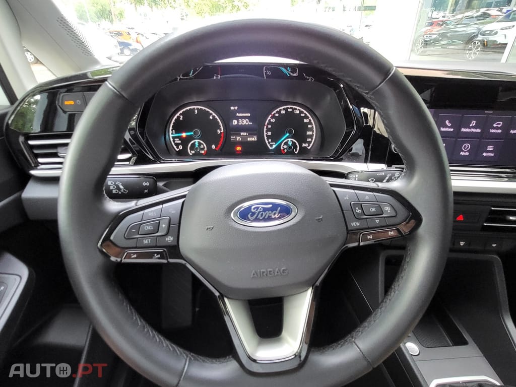 Ford Tourneo Grand 2.0 TDCi Titanium