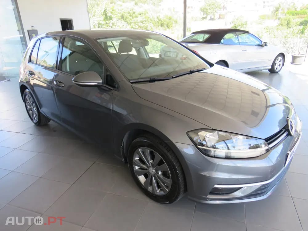 Volkswagen Golf 1.6 TDI Confortline