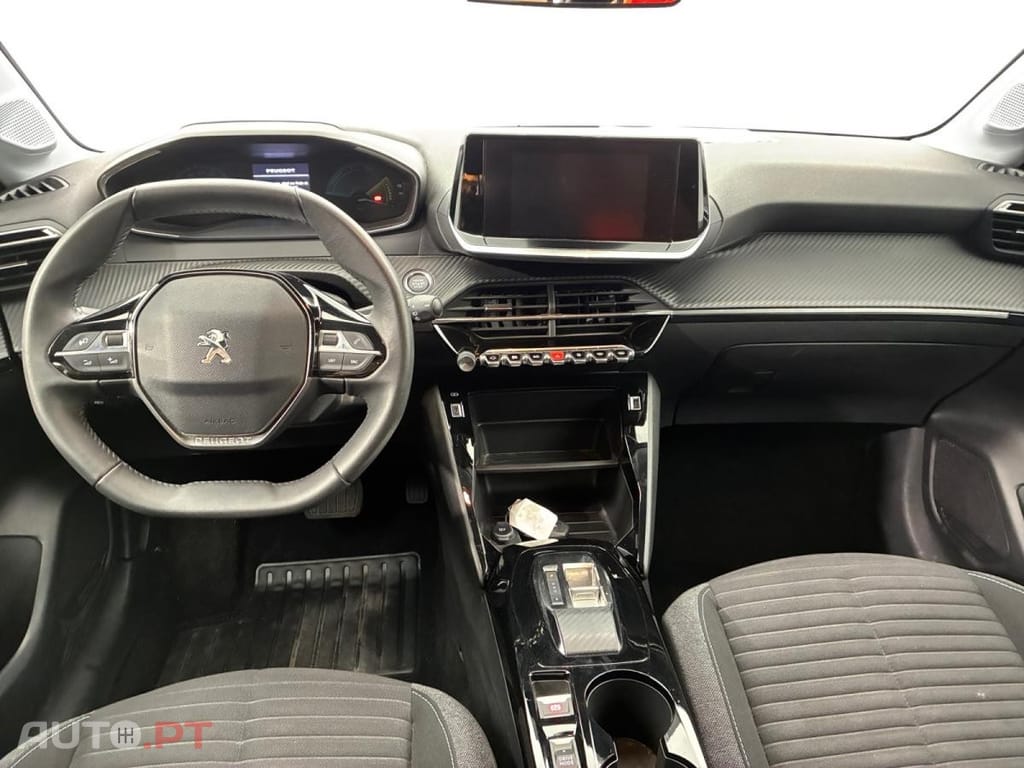 Peugeot E-208 50 kWh Style