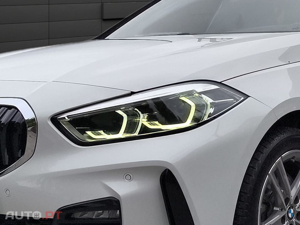 BMW 116 d Pack Desportivo M