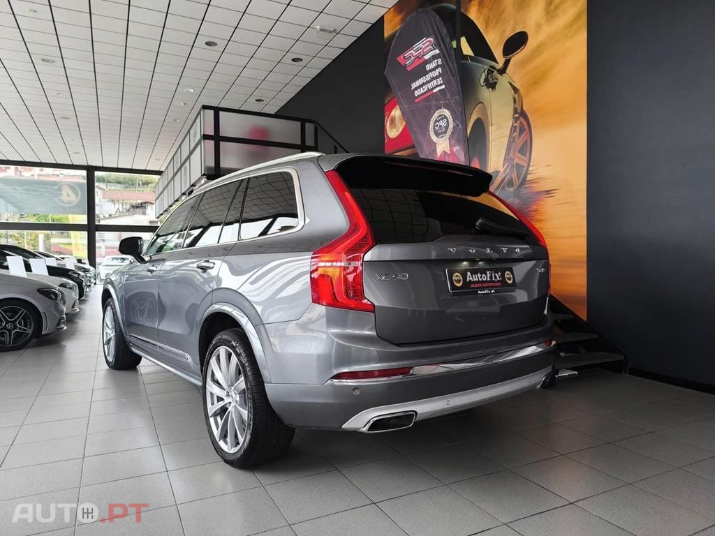 Volvo XC90 2.0 T8 PHEV Inscription Expression AWD