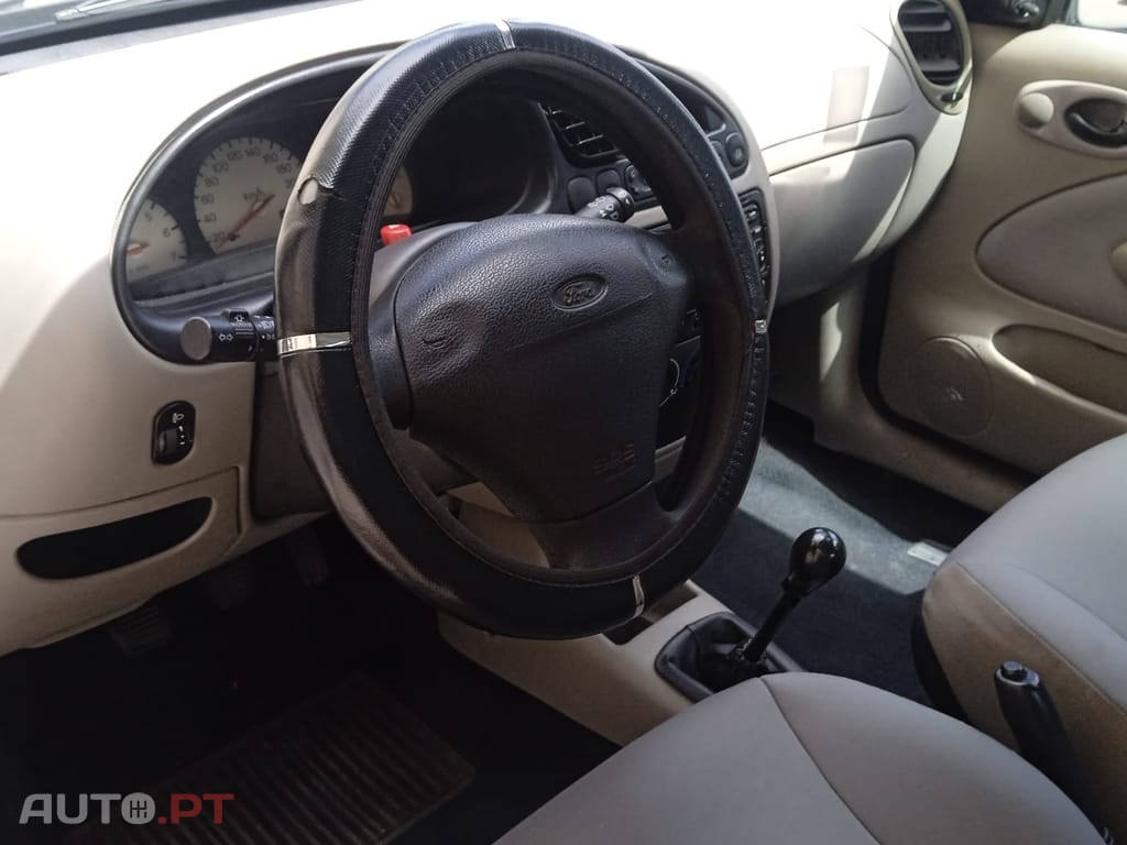 Ford Fiesta Tecno