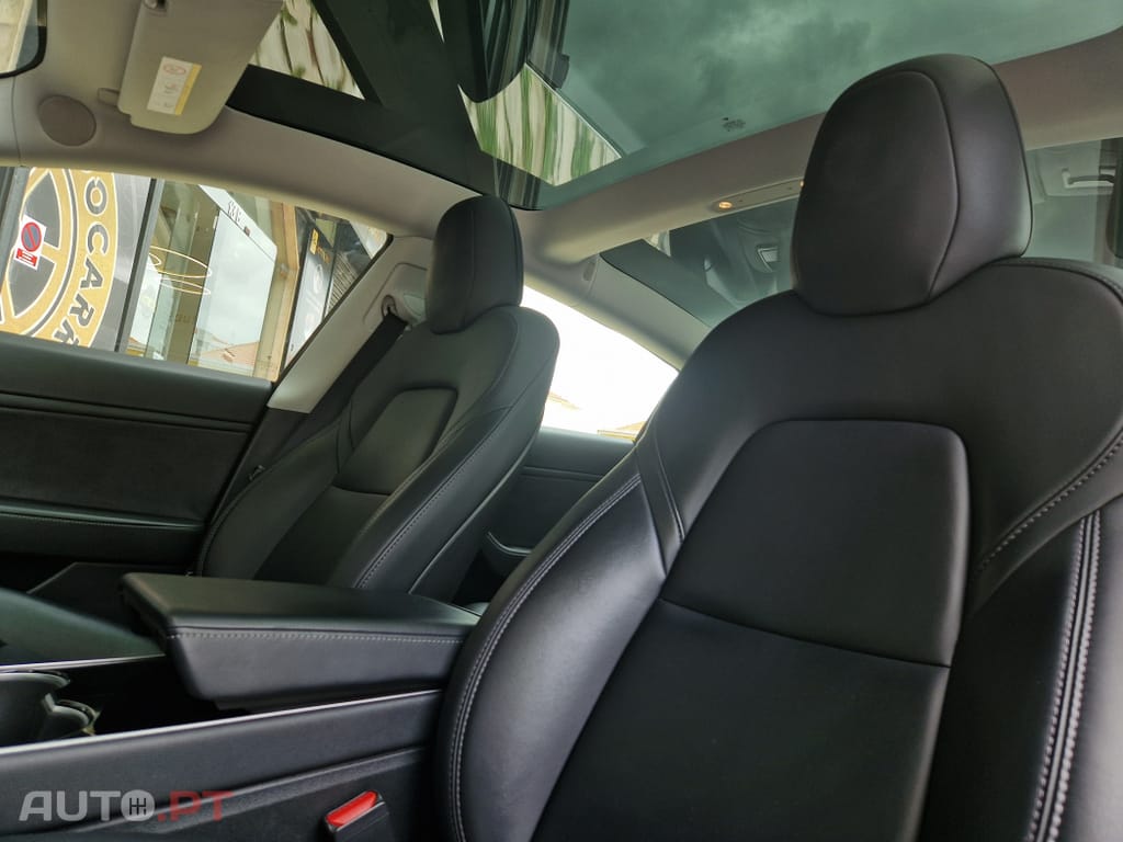 Tesla Model 3 Long-Range Dual Motor AWD