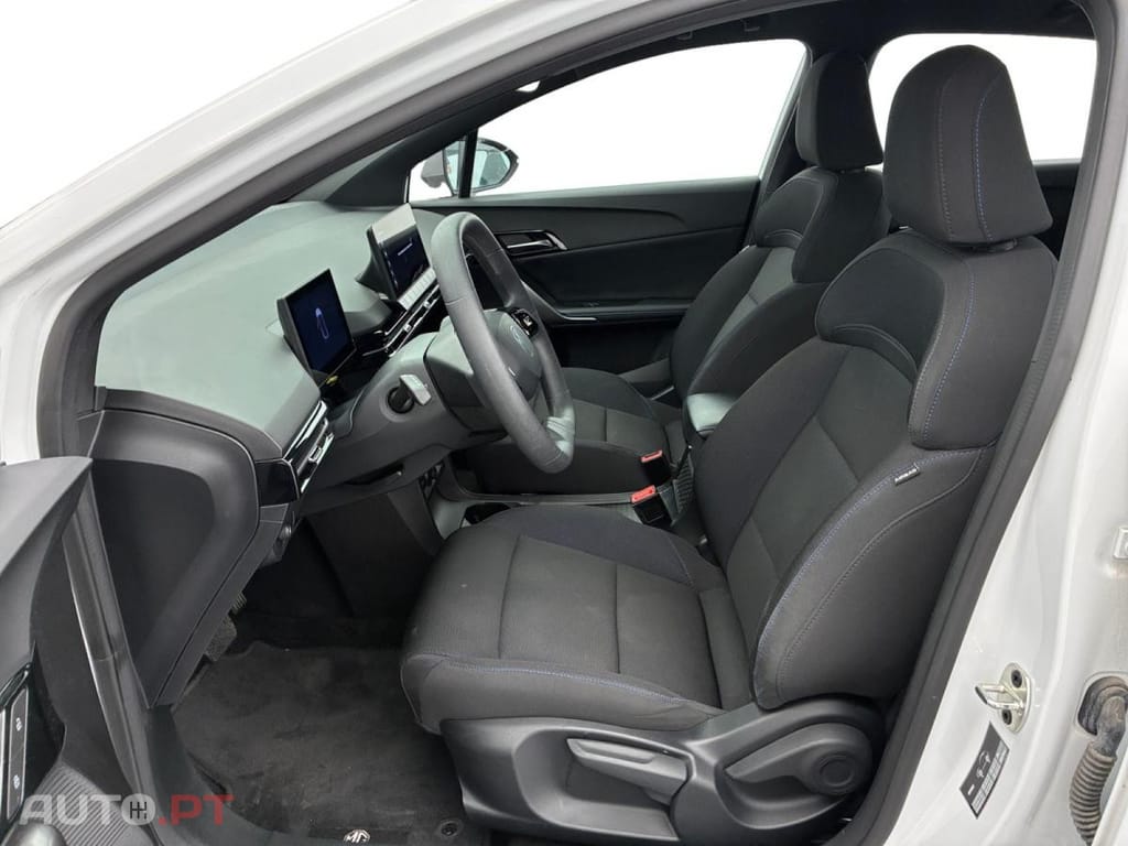 MG MG4 51 kWh Standard