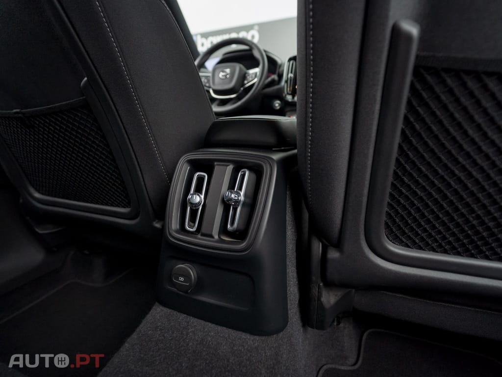 Volvo XC40 1.5 T5 PHEV Inscription Expression