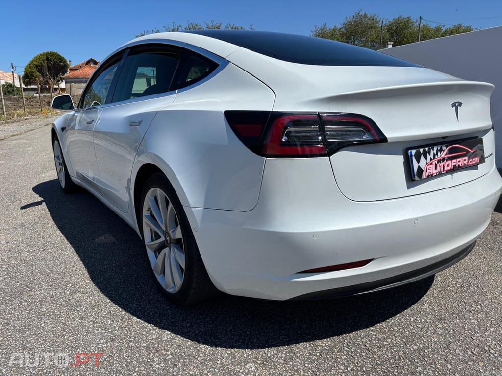 Tesla Model 3 Long-Range Dual Motor AWD
