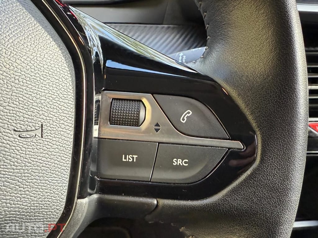 Peugeot 2008 PureTech 100 Active