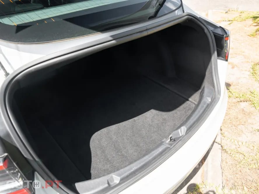 Tesla Model 3 Standard RWD Plus