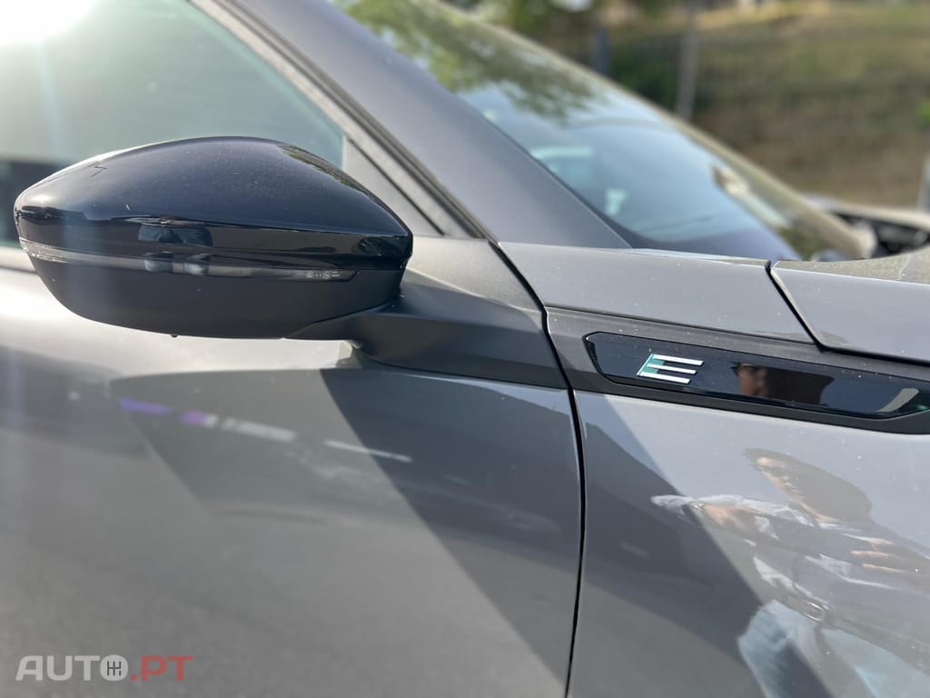 Peugeot E-2008 54 kWh Allure