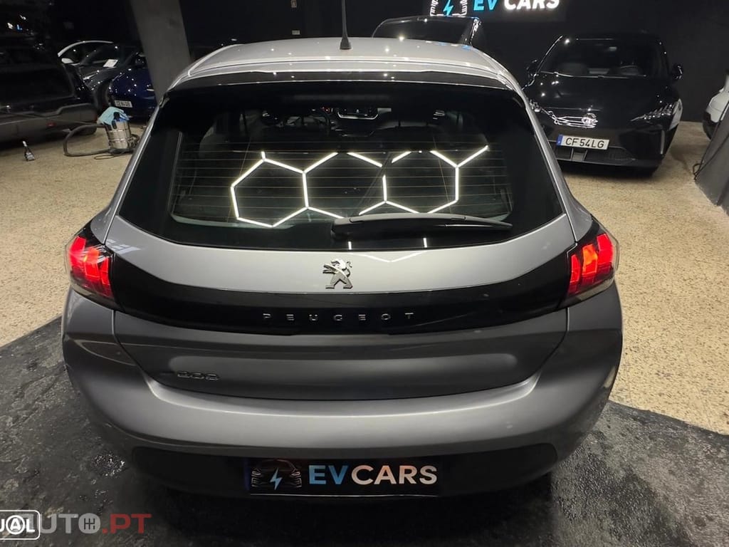 Peugeot E-208 50 kWh Active Pack