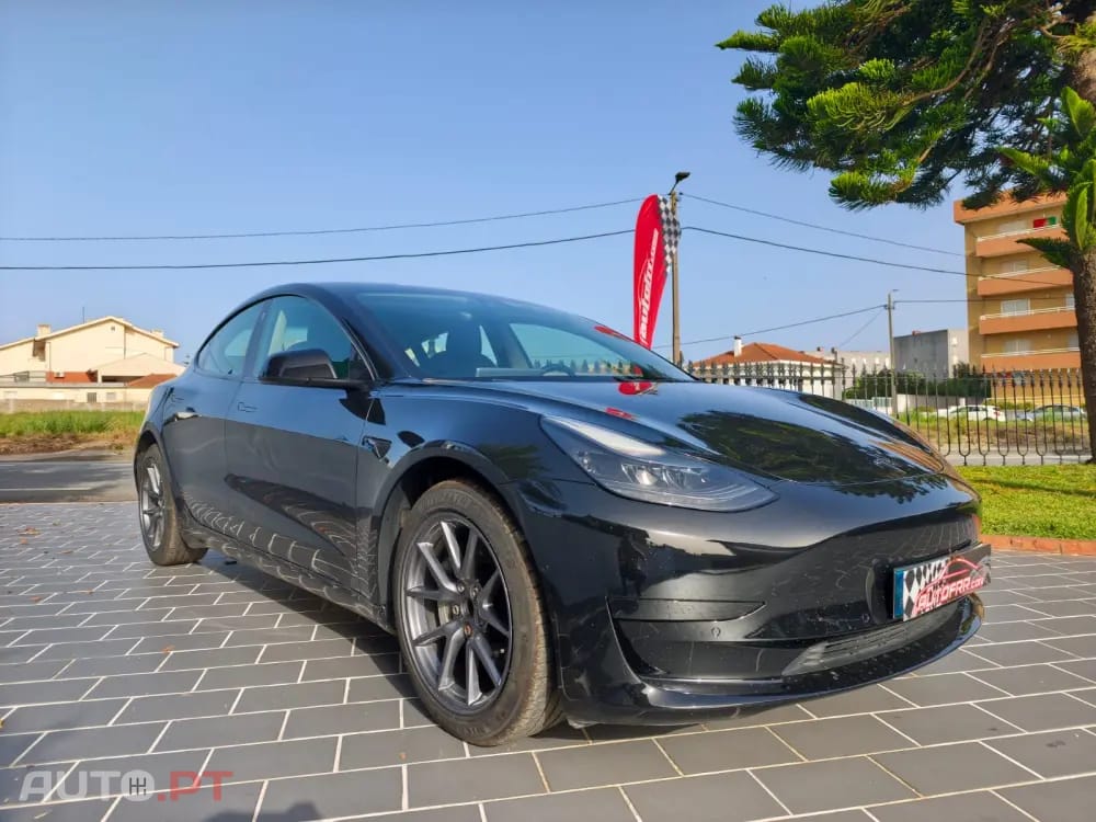 Tesla Model 3 Tração Traseira Premium