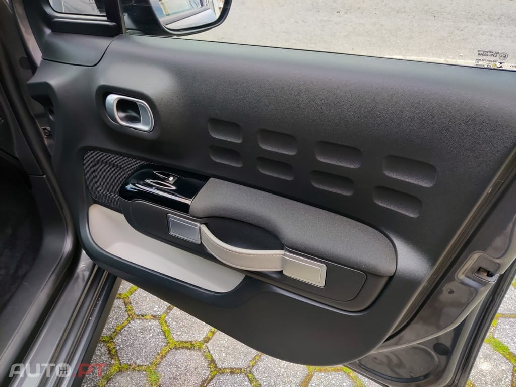 Citroen C3 1.2 PureTech Shine Pack