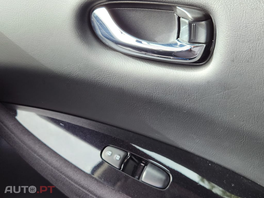 Nissan Leaf 30 kWh (c/ Bateria) Visia