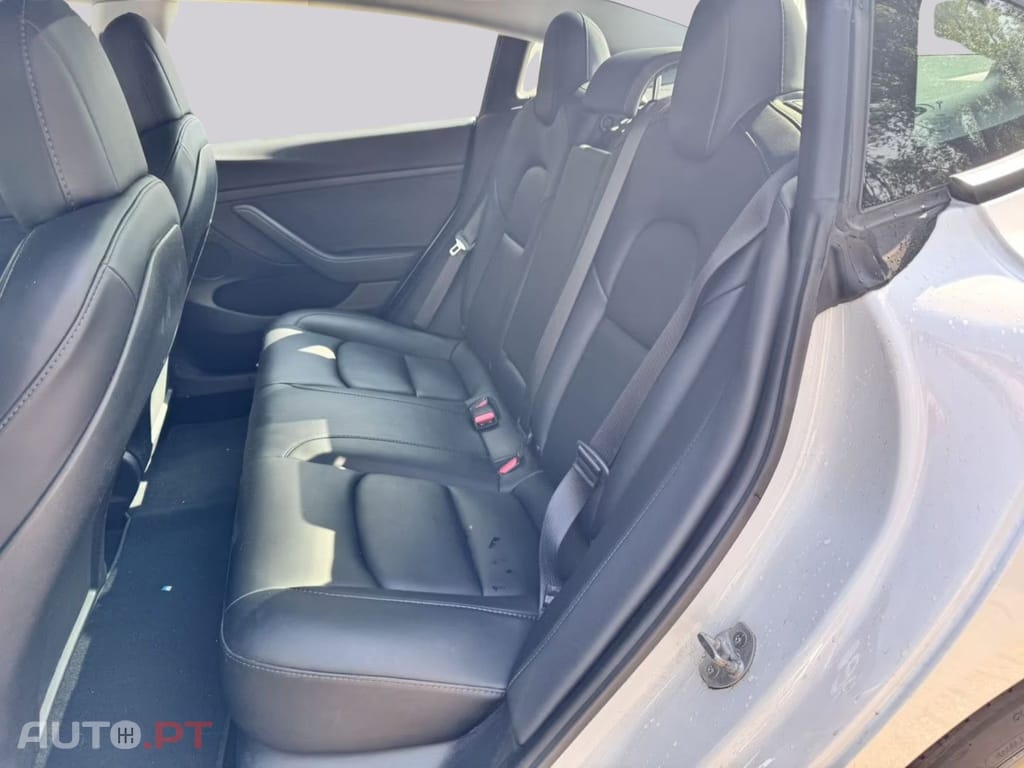 Tesla Model 3 Long Range AWD 75 kWh I.V.A DEDUTIVEL