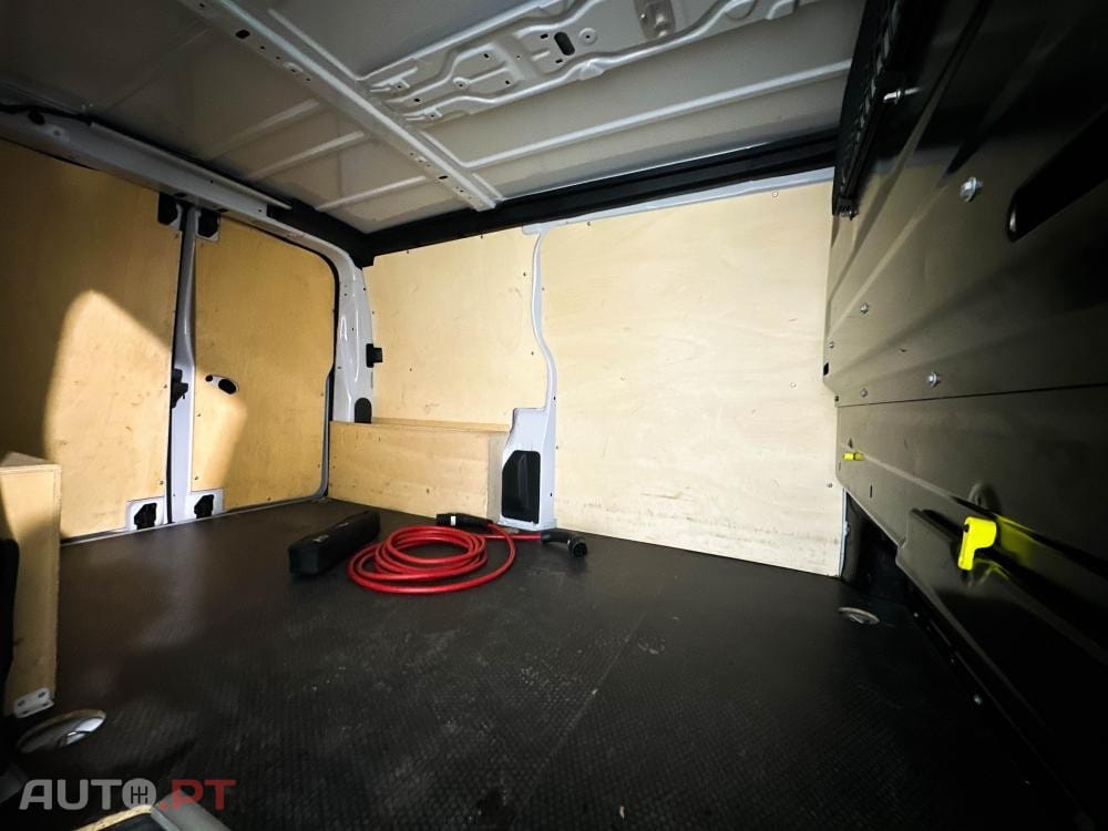 Toyota Proace Eletric 75kWh 136cv Business Line