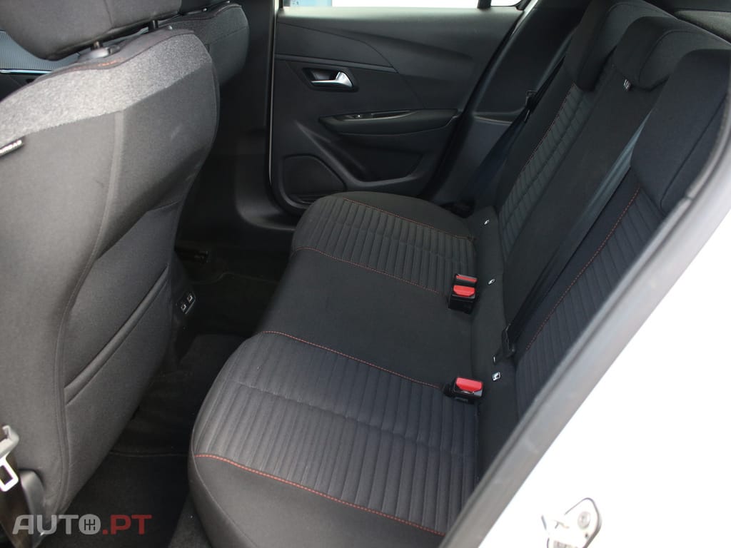 Peugeot E-208 50 kWh Allure