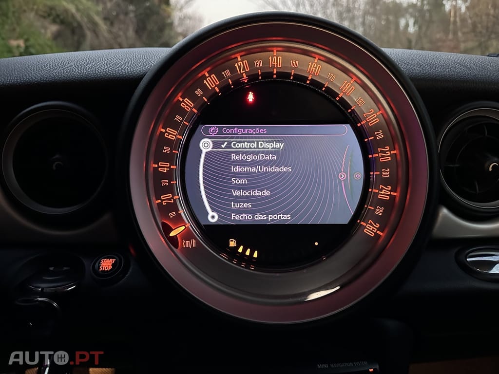 MINI Cooper Cooper D