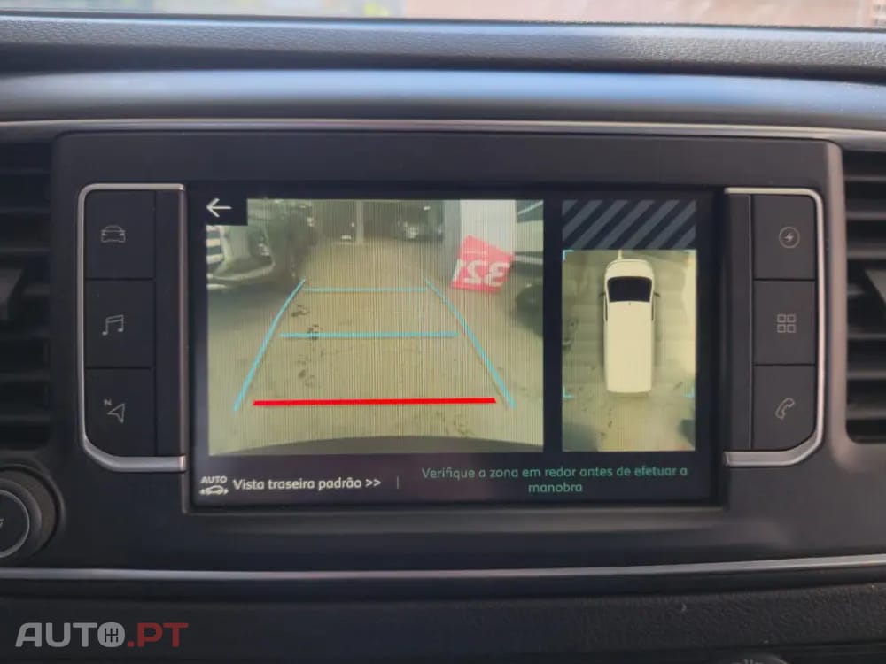 Citroen e-Jumpy Longa (50-kWh)