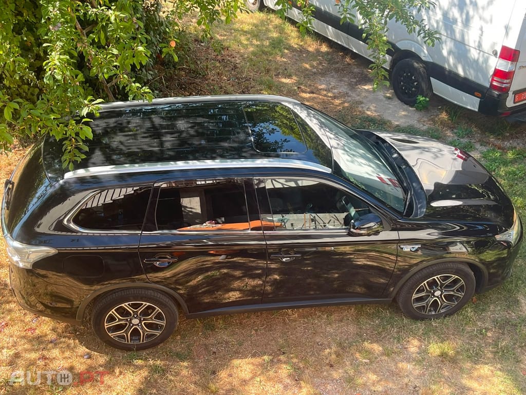 Mitsubishi Outlander Phev