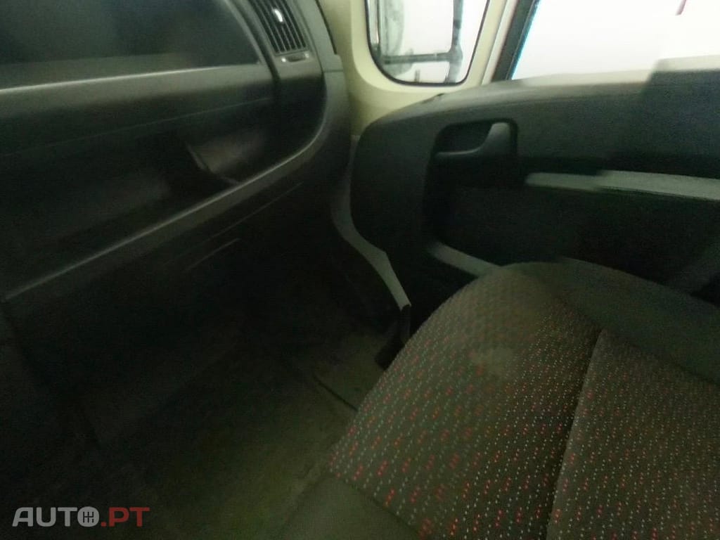 Peugeot Boxer 2.2 BlueHDi 435 L4H2 Premium