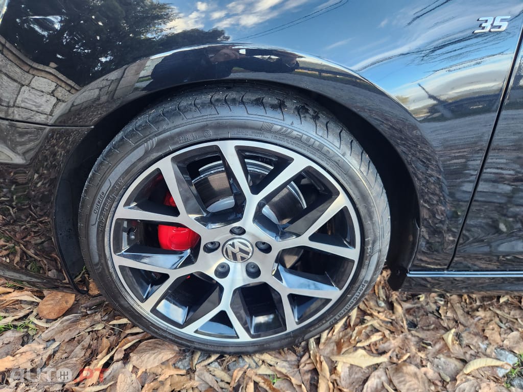 Volkswagen Golf 2.0 GTI Edition 35