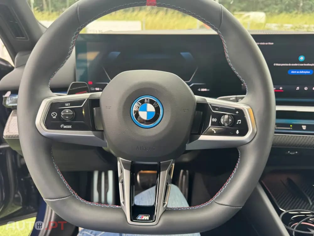 BMW i5 M60