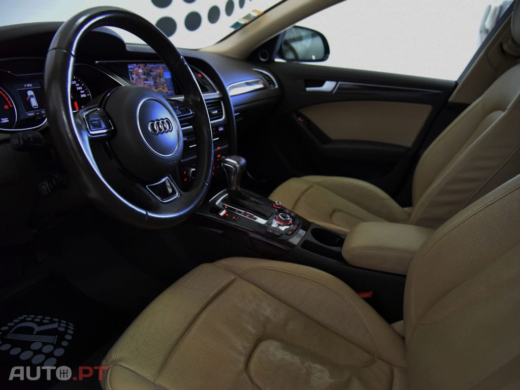 Audi A4 Allroad 3.0TDI QUATTRO S-TRONIC