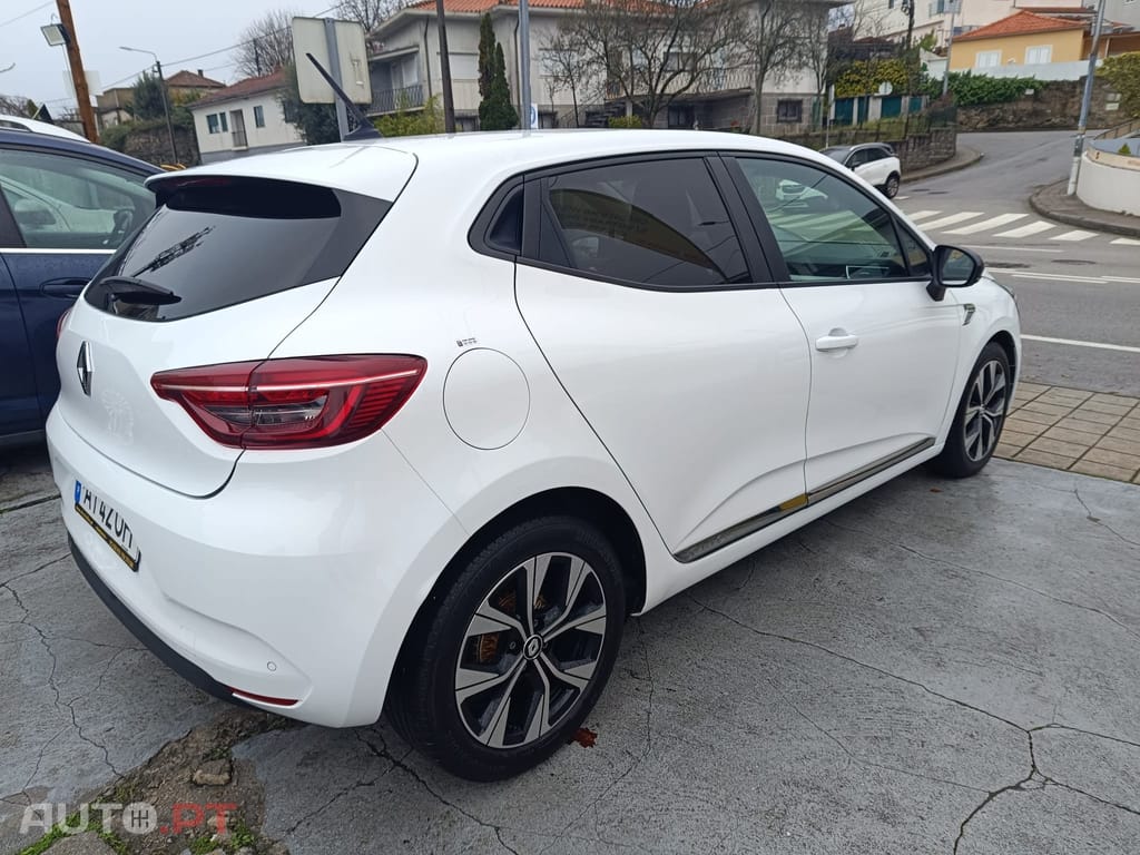 Renault Clio 1.0 TCe Limited Bi-Fuel