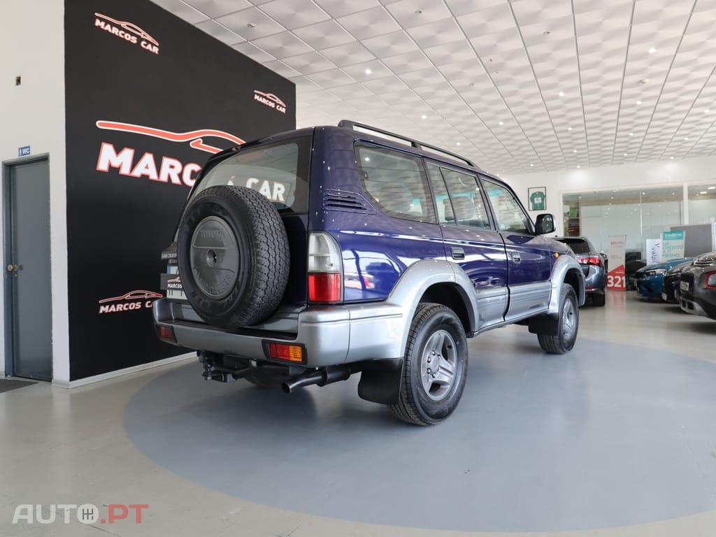 Toyota Land Cruiser 3.0 TD Standard