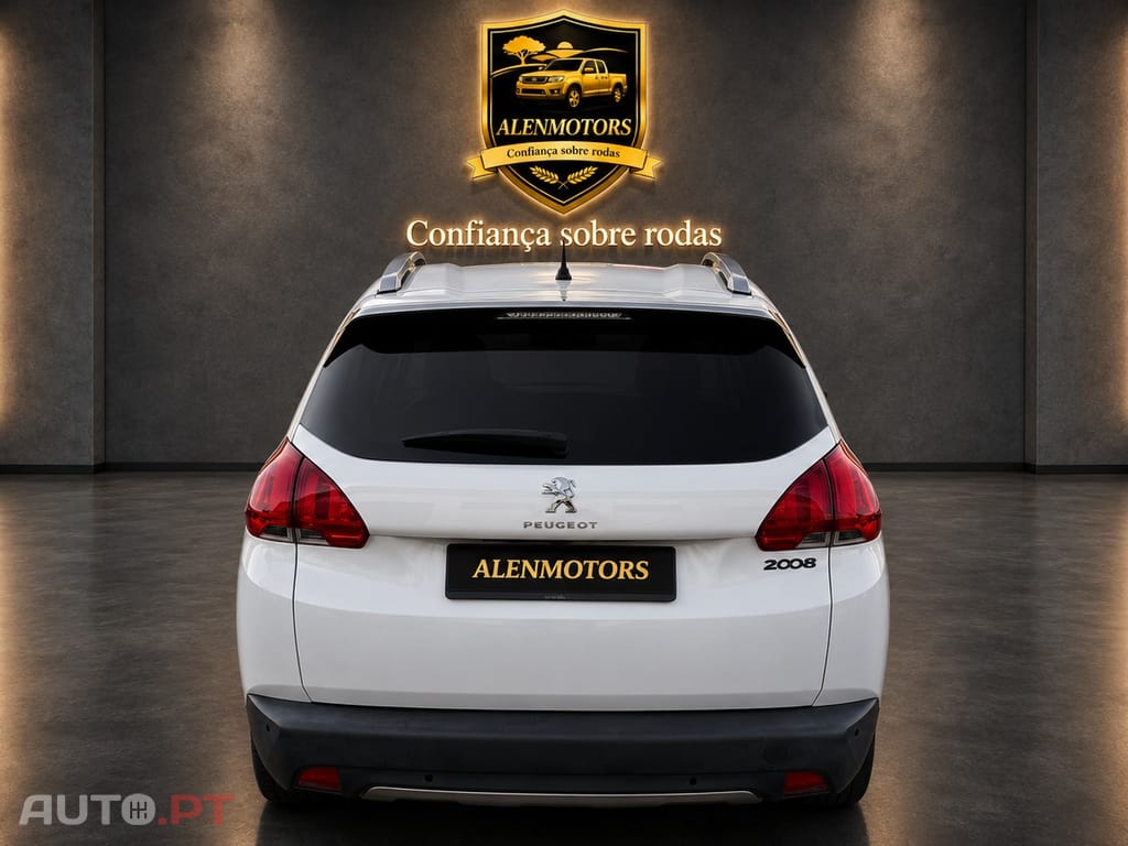 Peugeot 2008 1.2 PureTech Allure