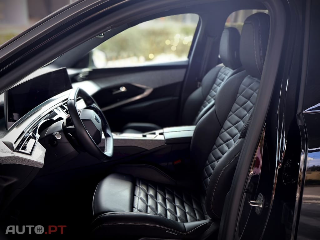 Peugeot E-3008 73 kWh GT