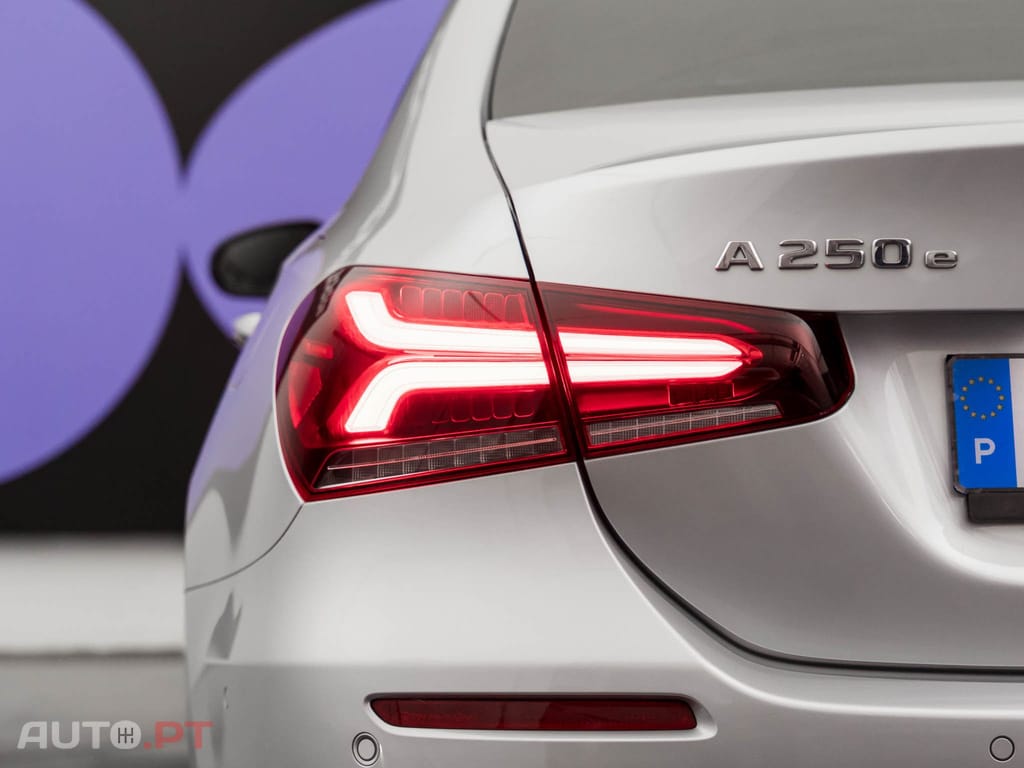 Mercedes-Benz A 250 e Style Plus