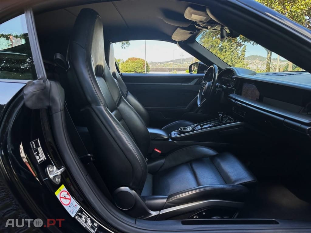 Porsche 911 Carrera Cabriolet PDK