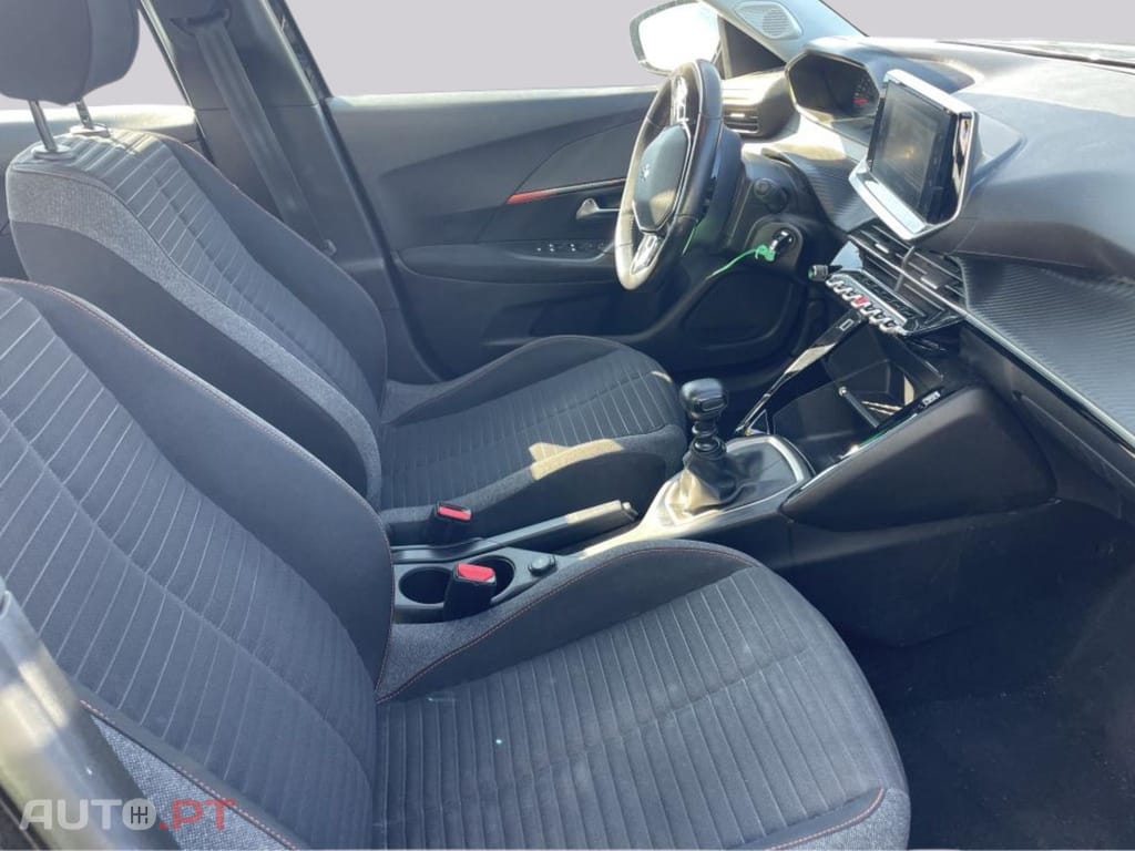 Peugeot 2008 1.2 Active Business