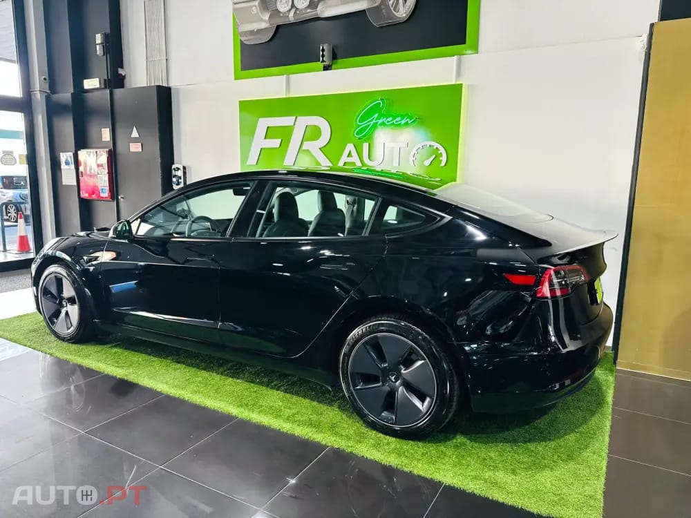 Tesla Model 3 Standard RWD Plus