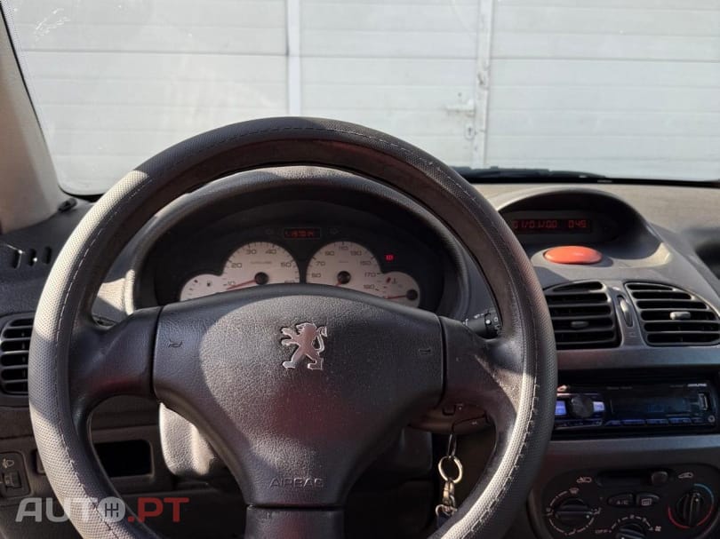 Peugeot 206 1.4 XT