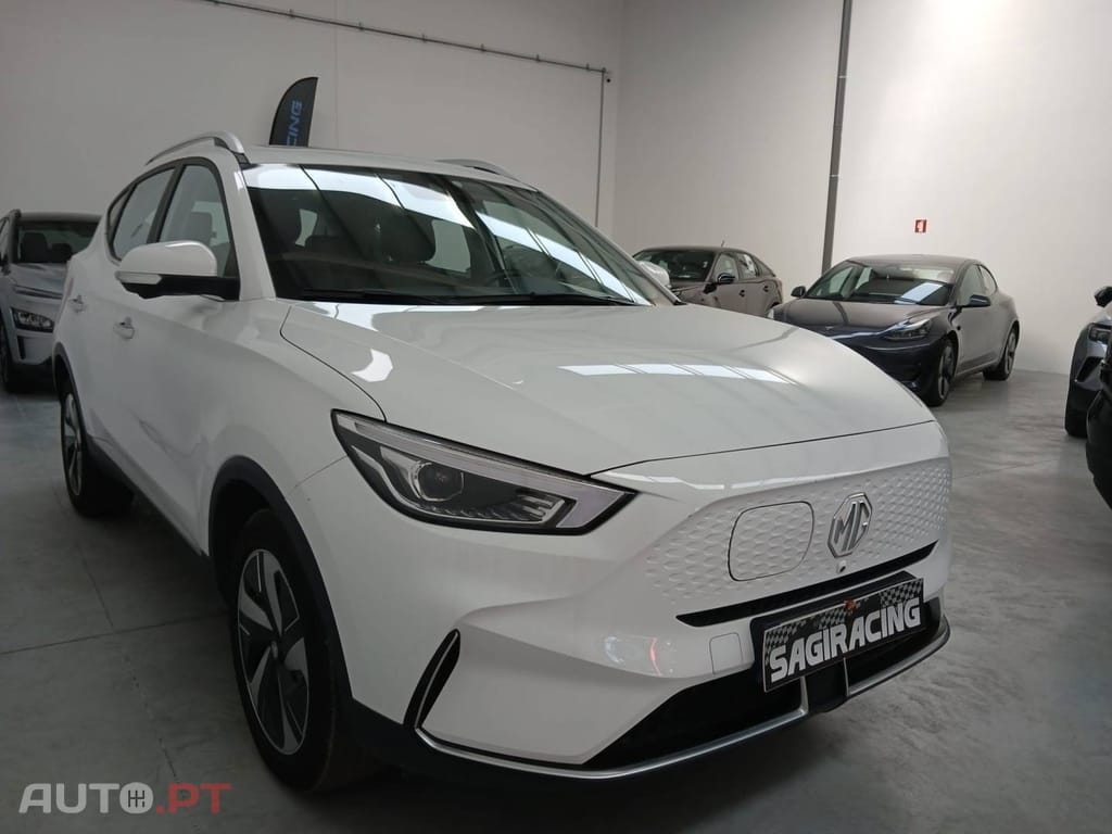 MG ZS EV 72.6 kWh Luxury
