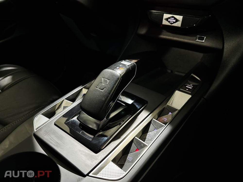 DS DS3 Crossback E-Tense Performance Line