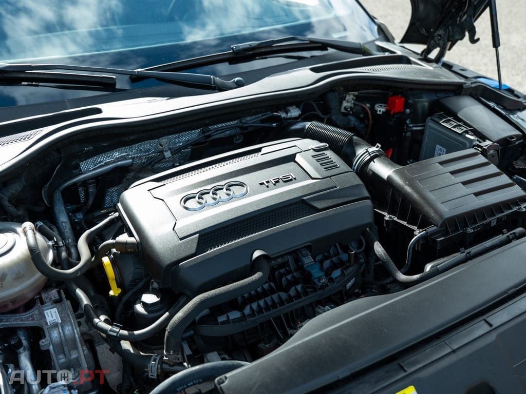 Audi TT 2.0 TFSI quattro S-line S tronic